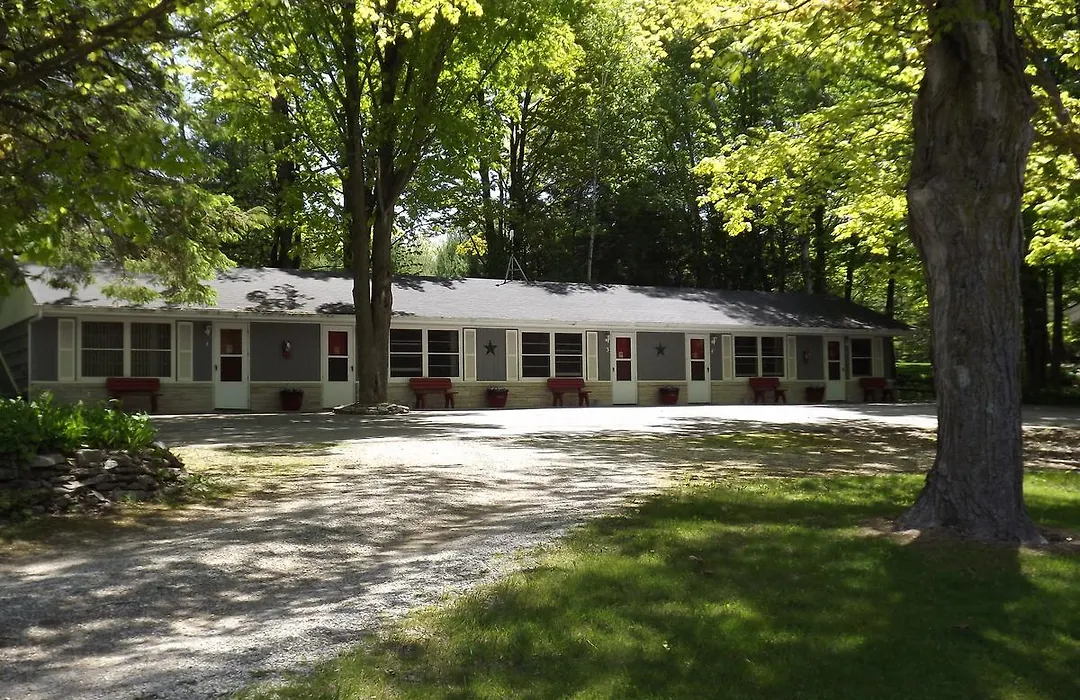 Baileys Sunset Motel-1