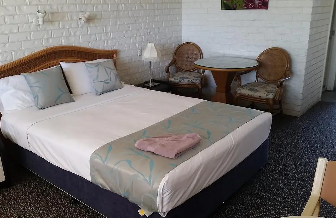 Holland Park Motel-1