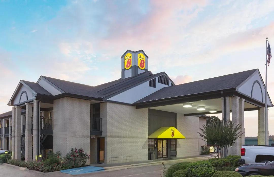 Super 8 By Wyndham Ruston-1