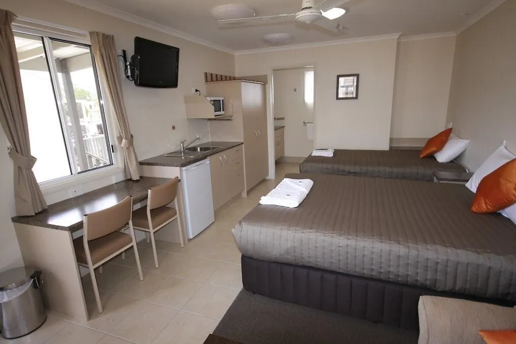 Injune Haven Motel-1