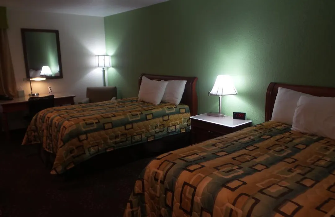 Budget Inn Palmyra-1