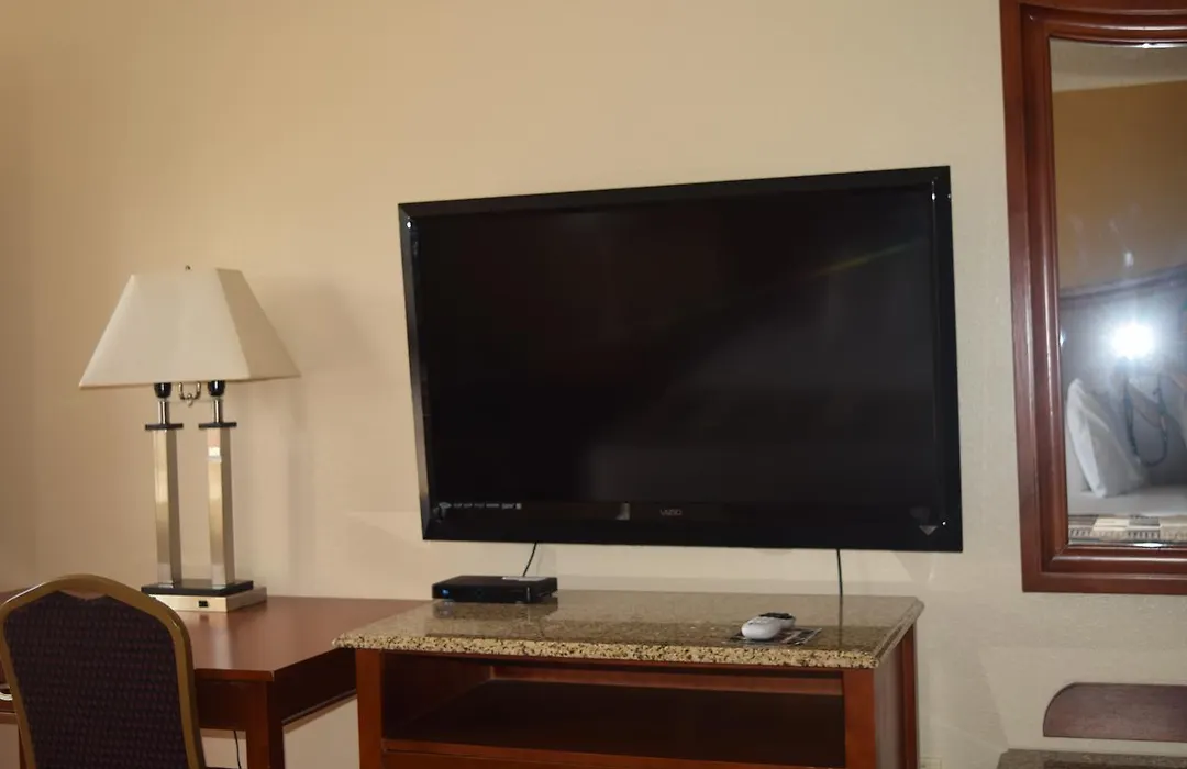 Atkinson Inn & Suites-1