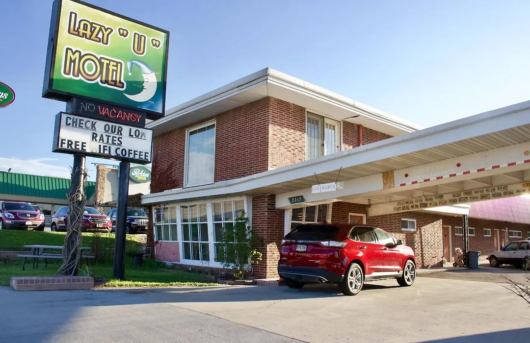 Lazy U Motel-1