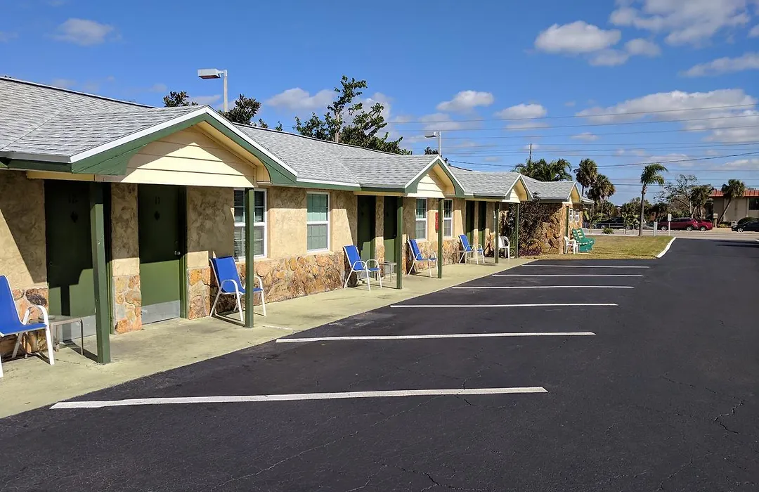 Birdsong Motel-1
