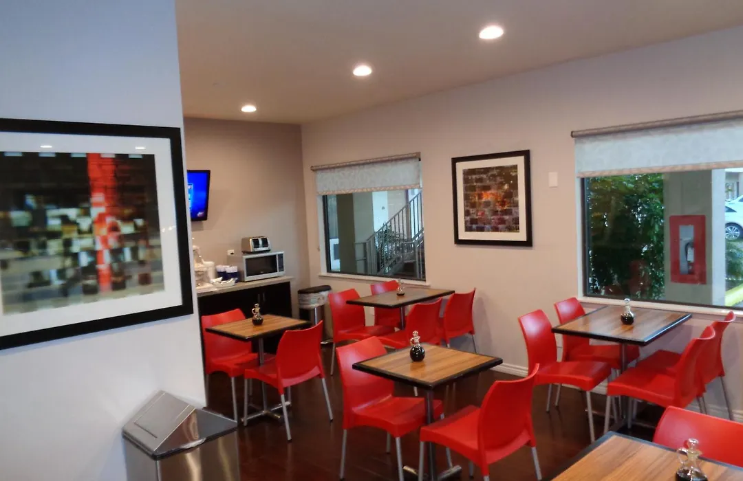 Grand Villa Inn Galleria-1