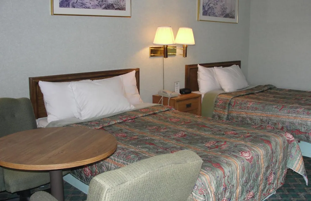 Budget Inn-1