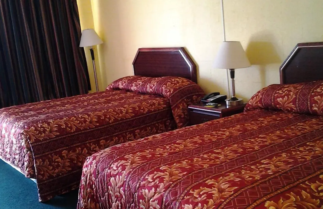 Holiday Motel-1