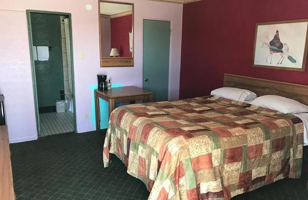 Western Inn Roswell-1