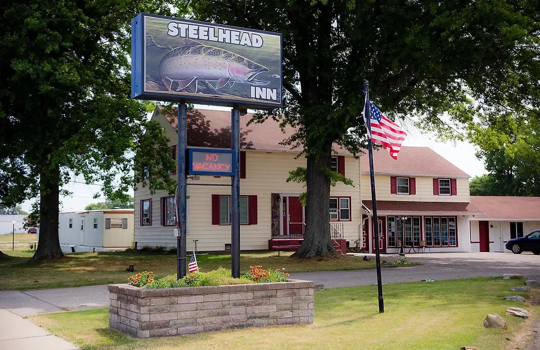 Steelhead Inn-1