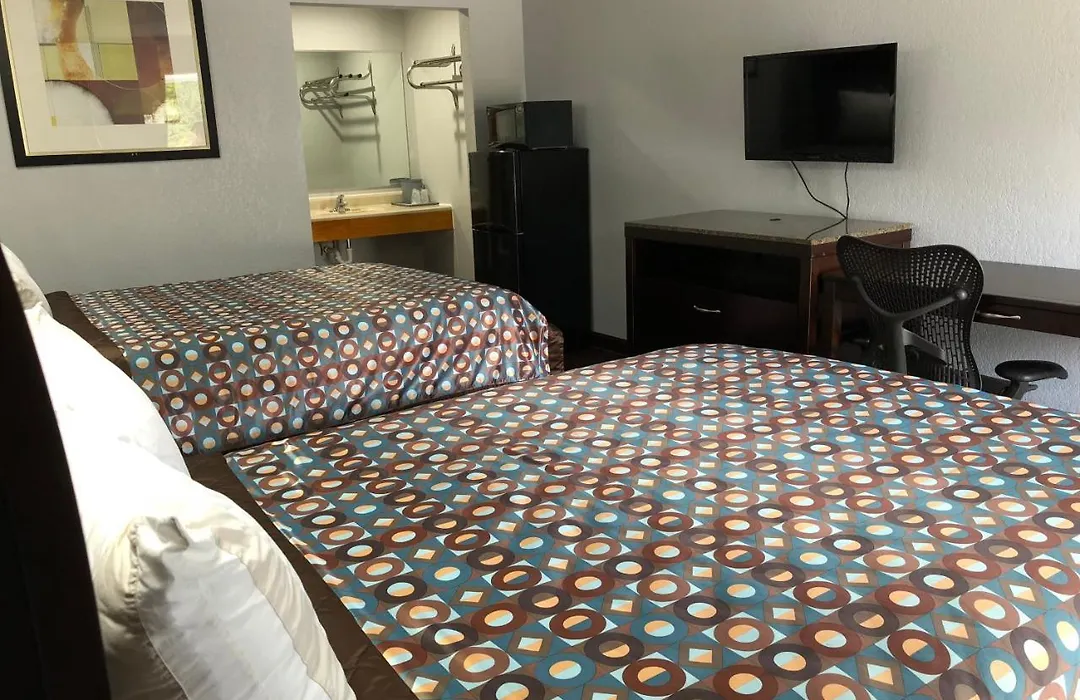 Budget Inn - Laurens-1