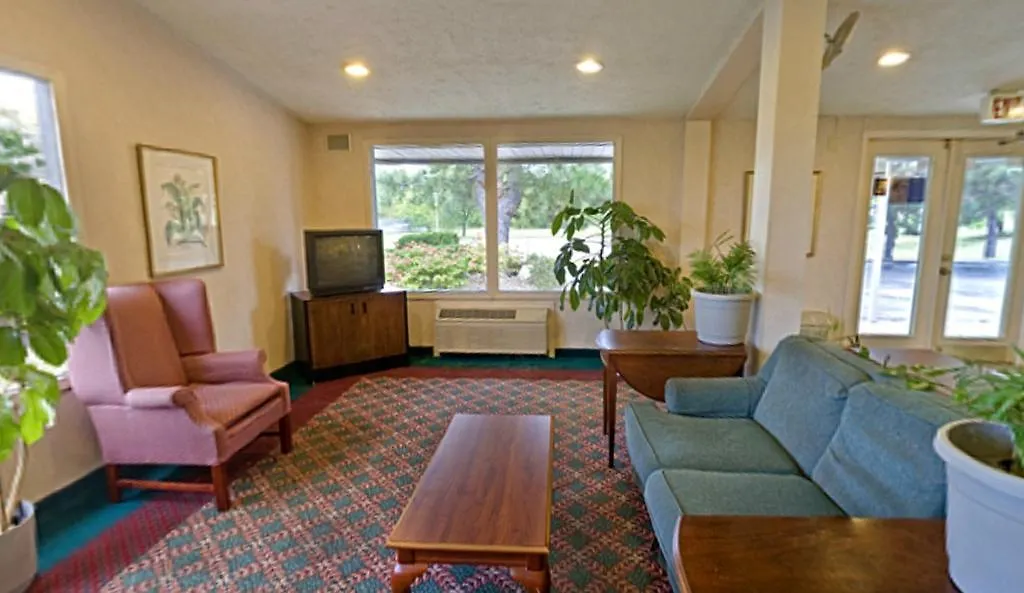 Americas Best Value Inn - Lansing-1