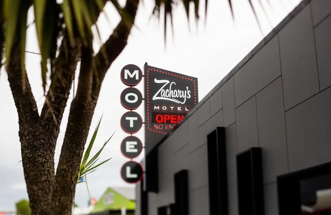 Zachary'S Motel-1