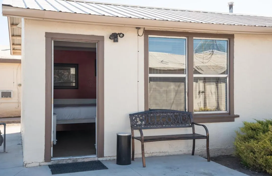 Historic Route 66 Motel-1