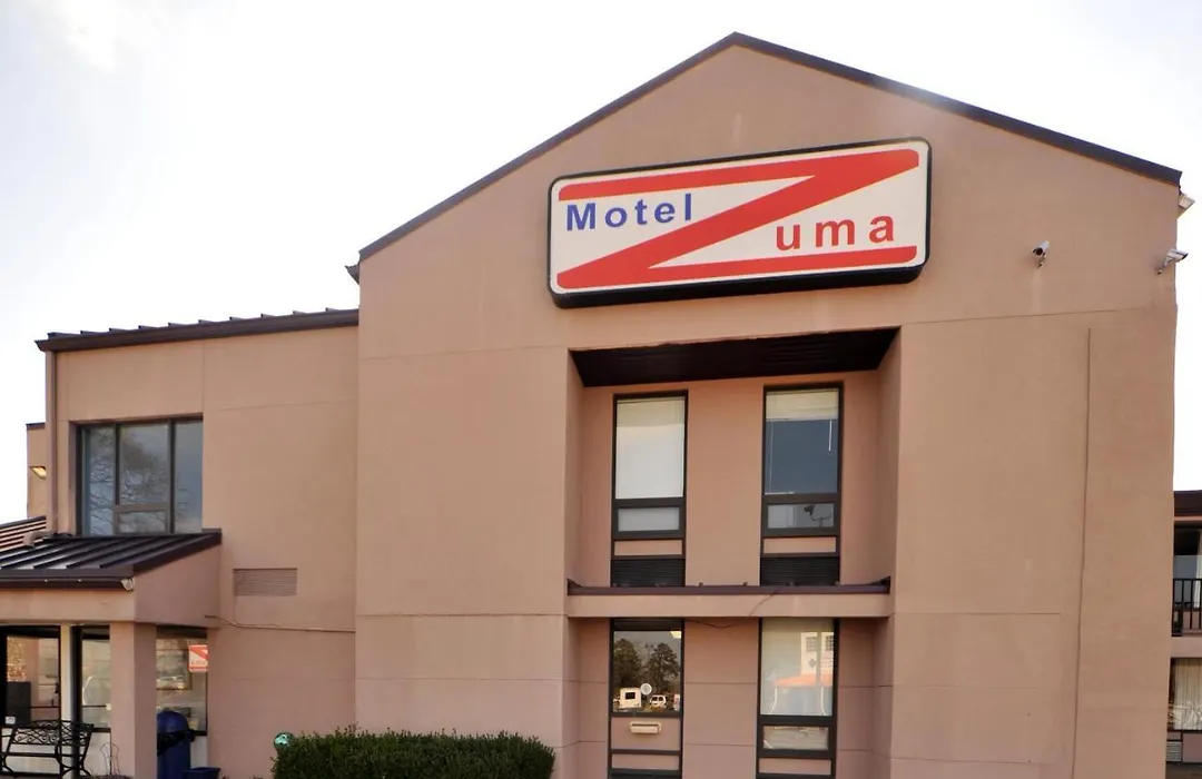 Motel Zuma-1