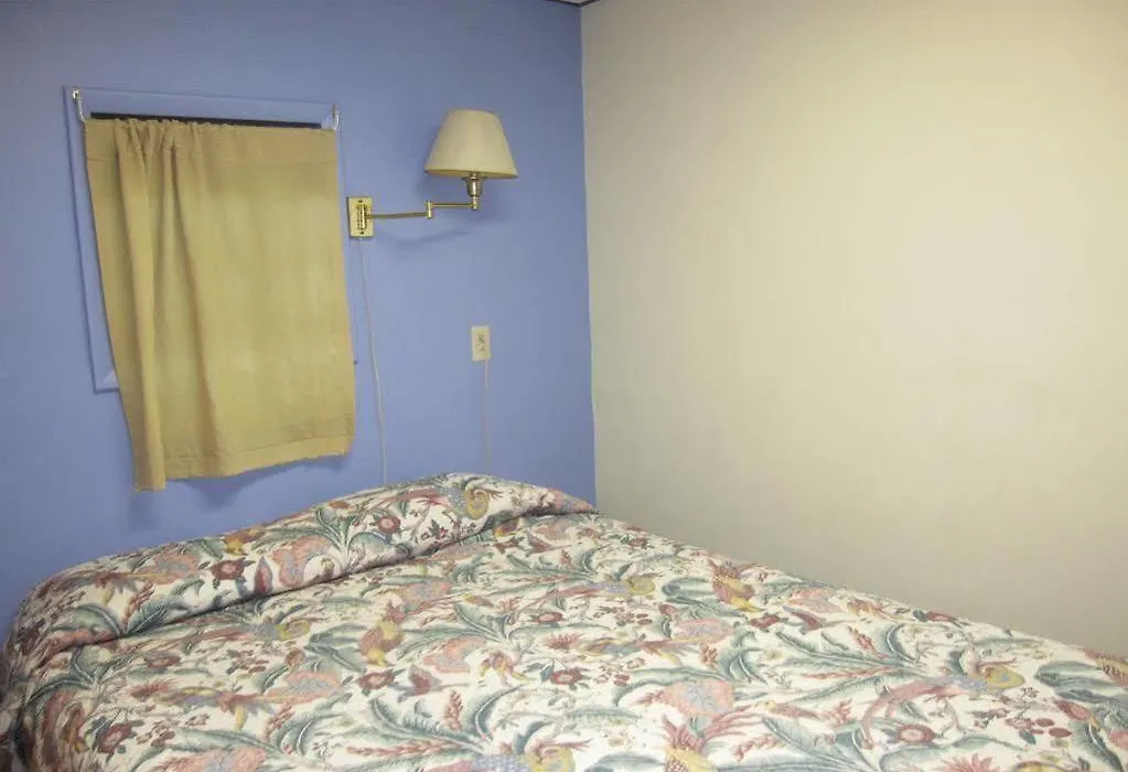Economy Inn Tonawanda-1