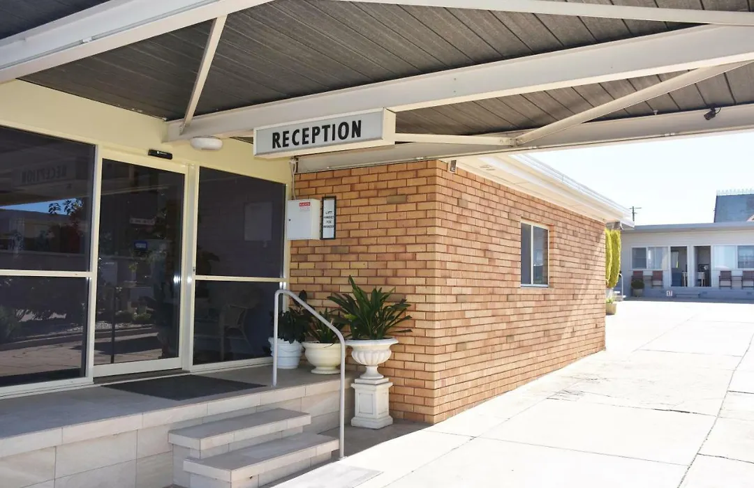 Hillview Motel-1