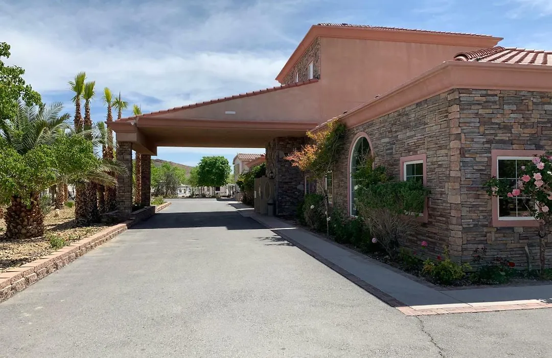 Death Valley Inn-1