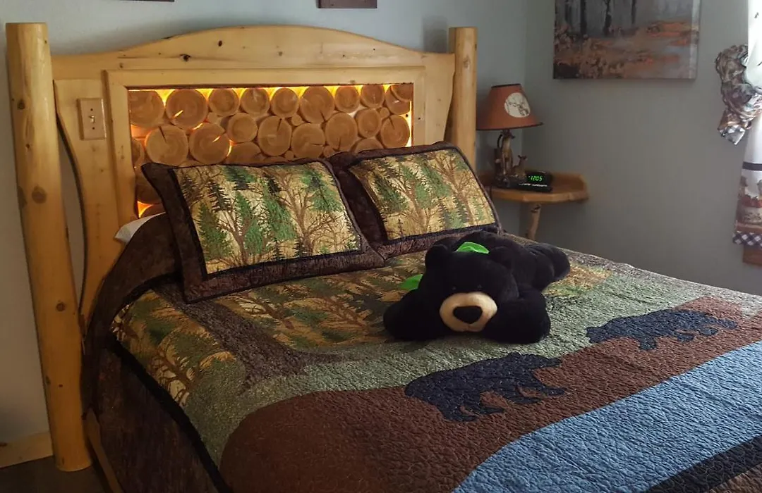 Bear Cove Inn-1