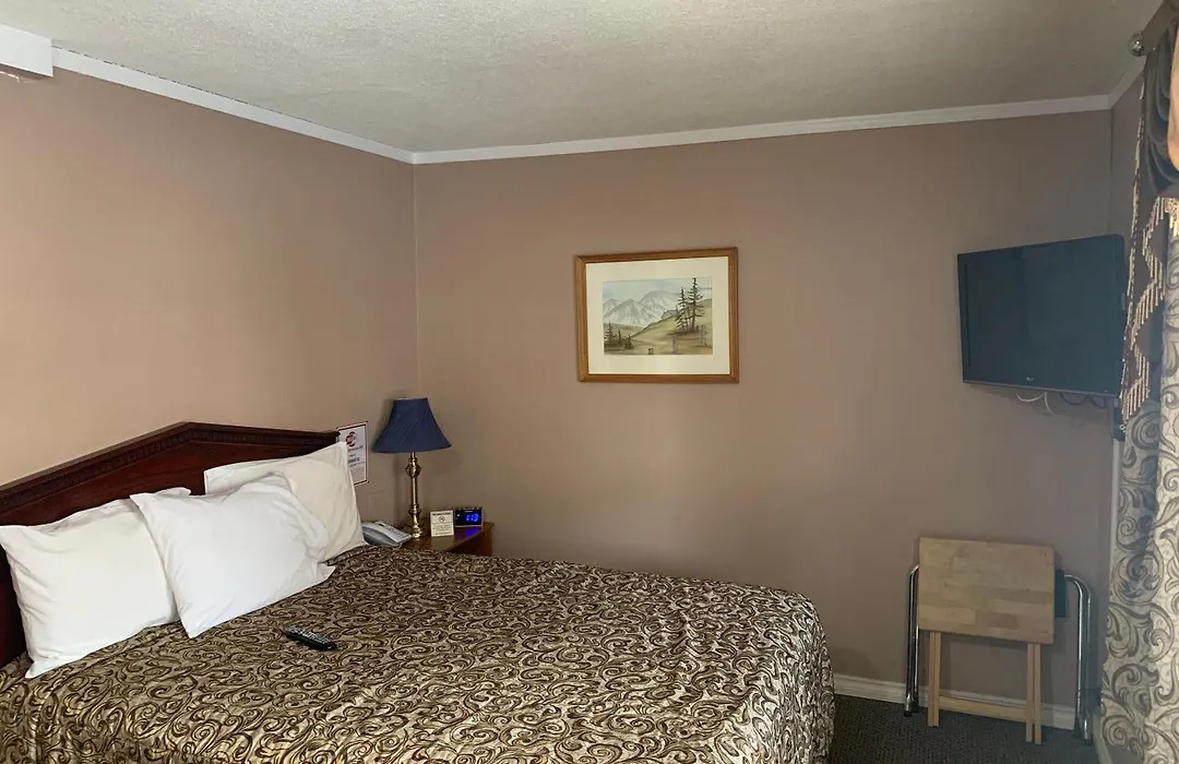 Lucien Motel-1