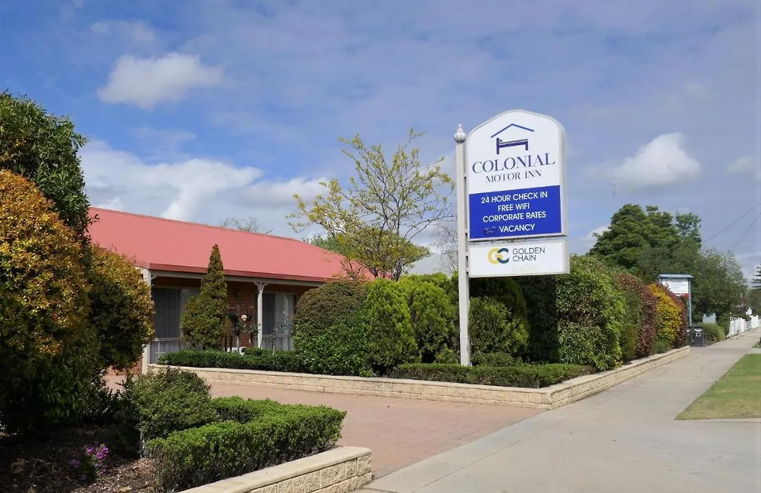 Colonial Motor Inn Bairnsdale Golden Chain Property-1