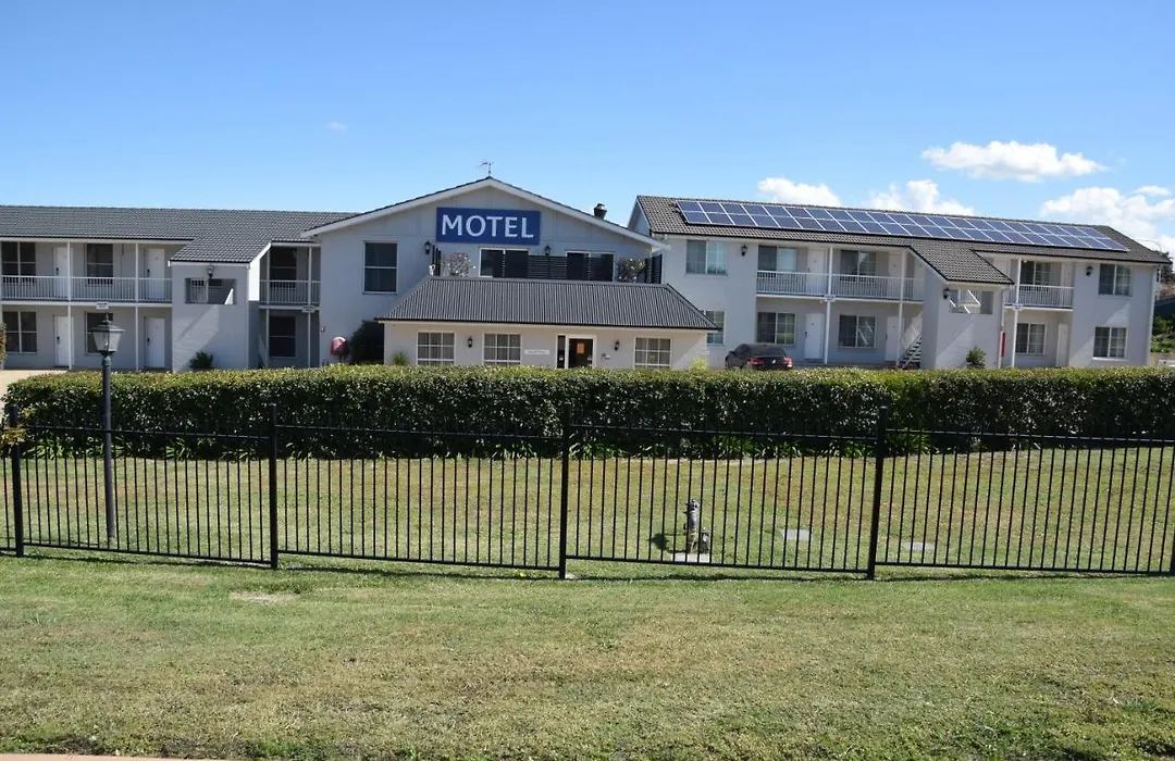 Coachman'S Inn Motel-1