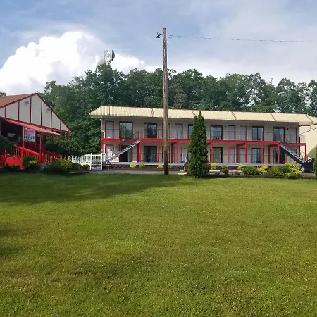 Econo Lodge Inn & Suites Lake Harmony - Pocono Mountains Area-3