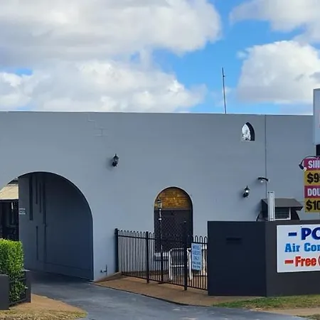 Bourbong St Motel-2