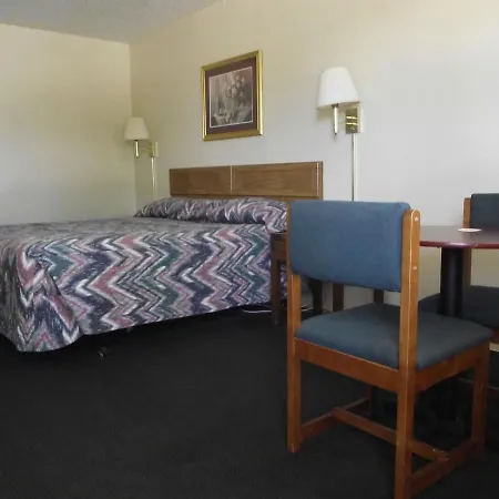 Glen Rose Inn & Suites-3