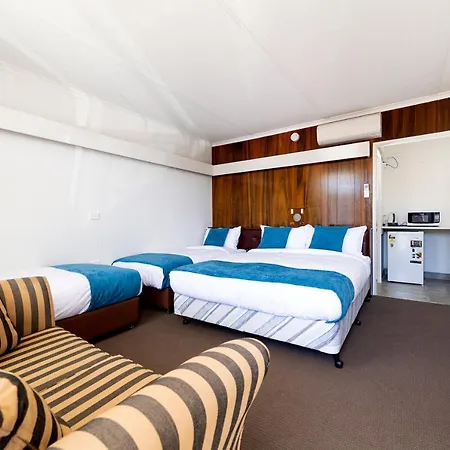 Aston Suites - Sale-3