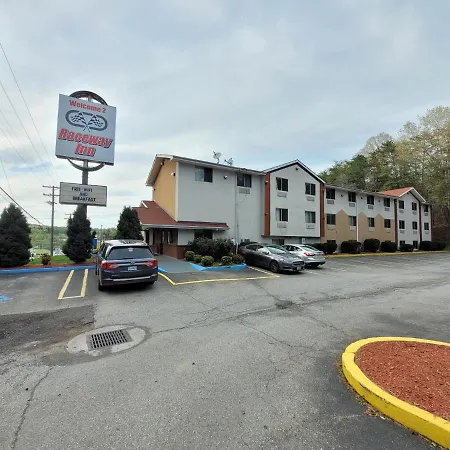 Raceway Inn-3