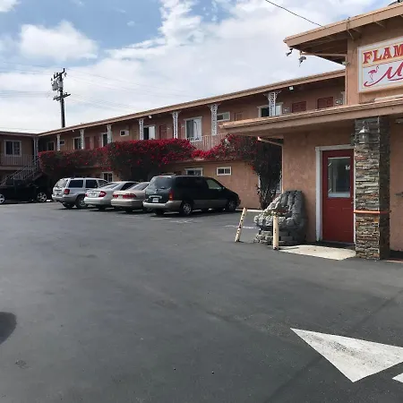 Flamingo Motel Oxnard-3