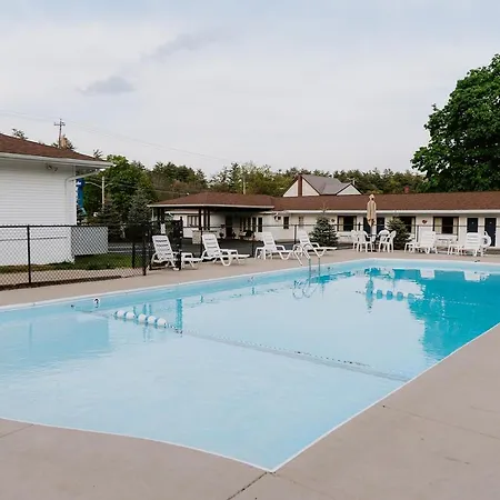 Blue Moon Motel-2