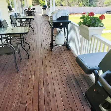 Boardwalk Motel-2