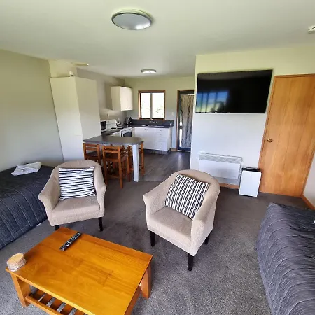 Lewis Pass Motels-3