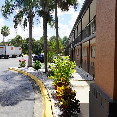 Econo Lodge Jacksonville South-3
