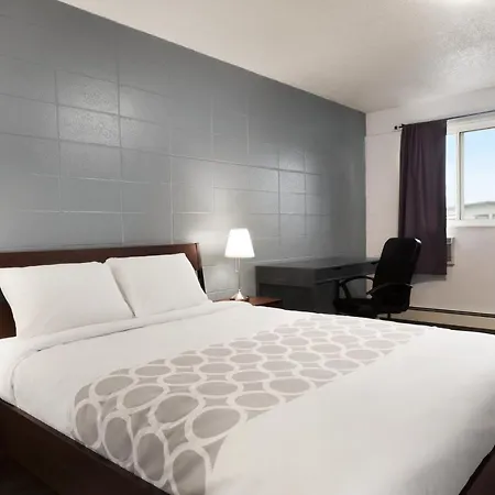 Howard Johnson By Wyndham Grande Prairie-2