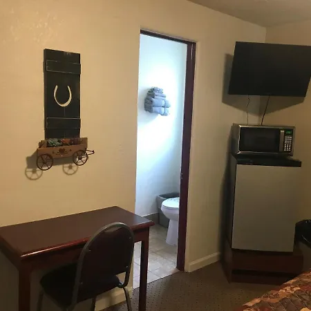 Highland Court Motel-2