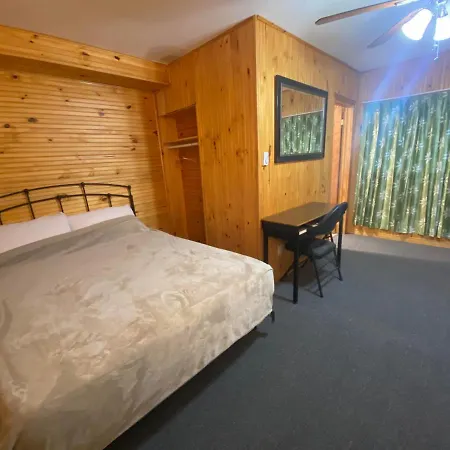 Hillcrest Motel-2