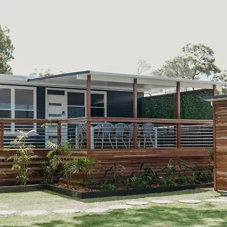 Nelson Palms-2