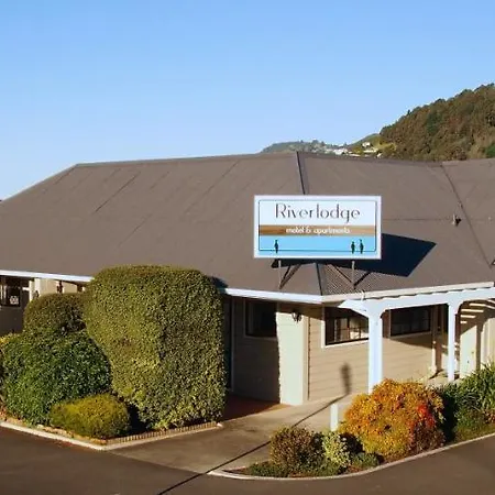 Riverlodge Motel-2