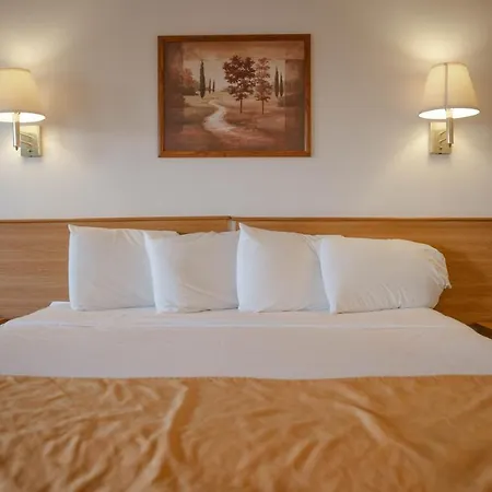Haysville Express Inn-3