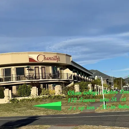 Chantillys Motor Lodge-2