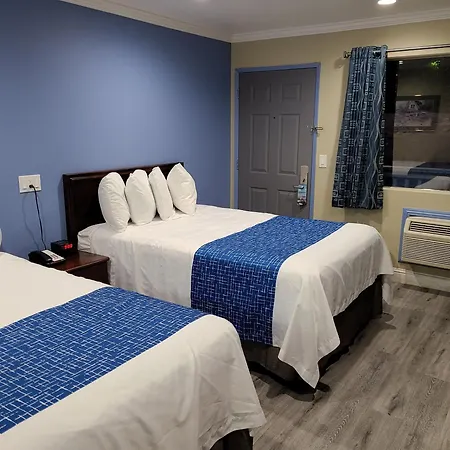 Travelodge By Wyndham Clearlake-3