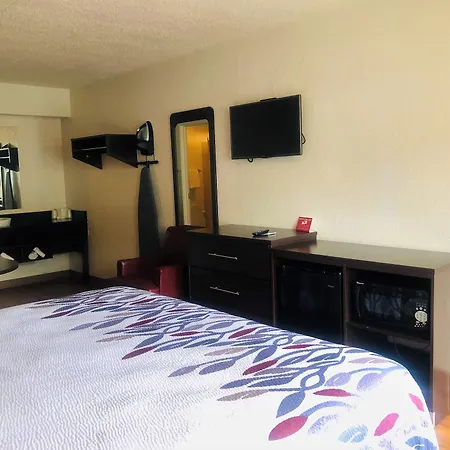 Red Roof Inn Bridgeton-2