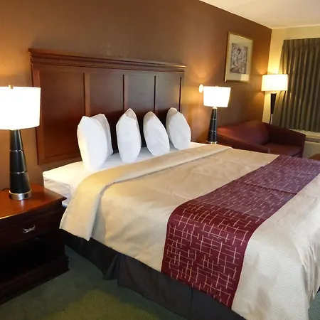 Red Roof Inn & Suites Cleveland, Tn-2