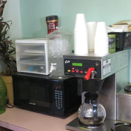 Budget Inn Express Bismarck-2