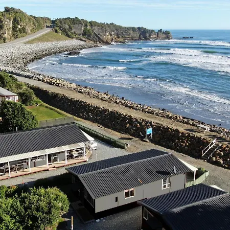 Punakaiki Beachfront Motels-2