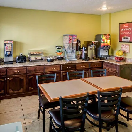 Econo Lodge Albuquerque East-3