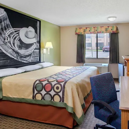 Super 8 By Wyndham Sherman-3