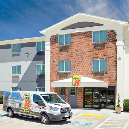 Super 8 By Wyndham Bedford Dfw Airport West-3